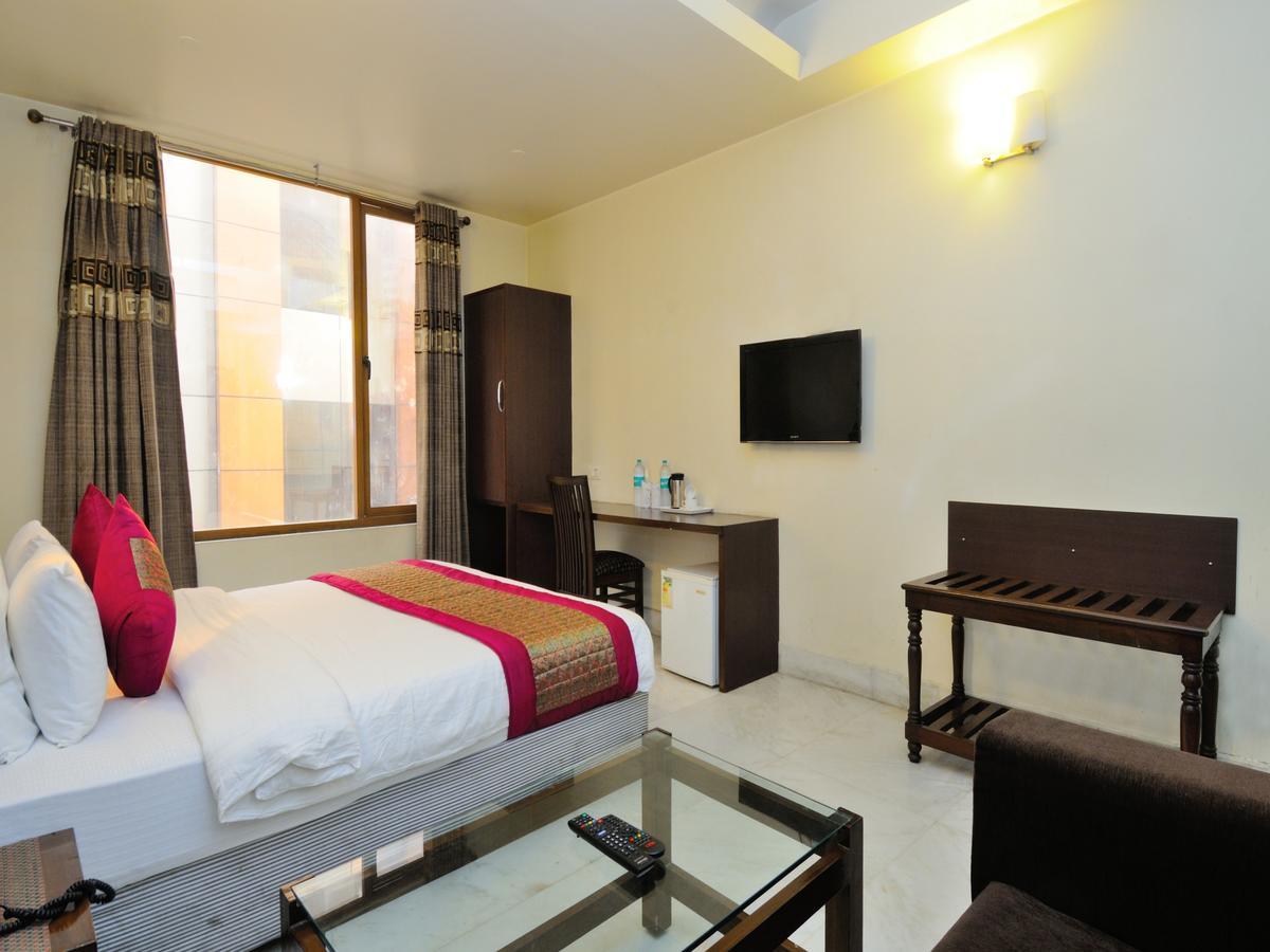 Hotel Shanti Villa New Delhi Exterior foto